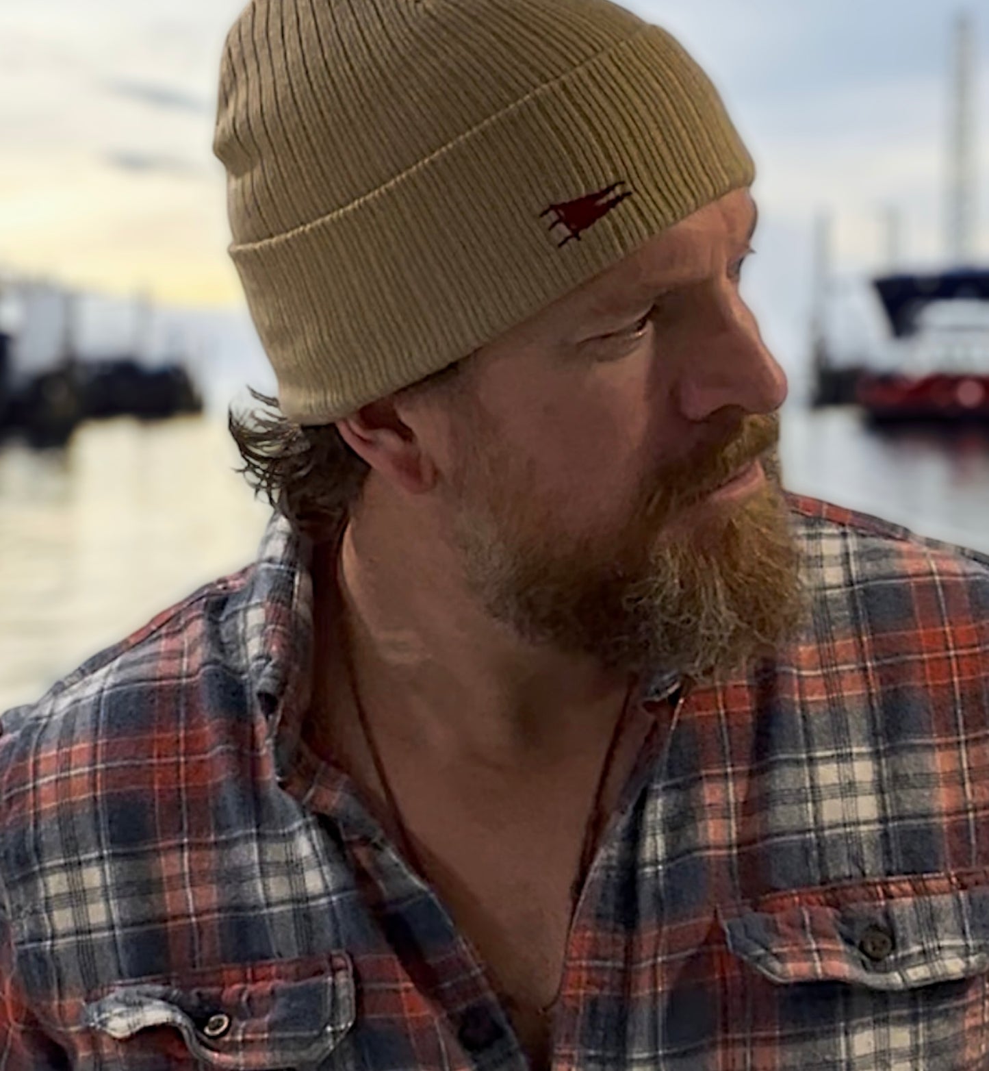 Warning Pennant Ribbed Beanie | Heritage